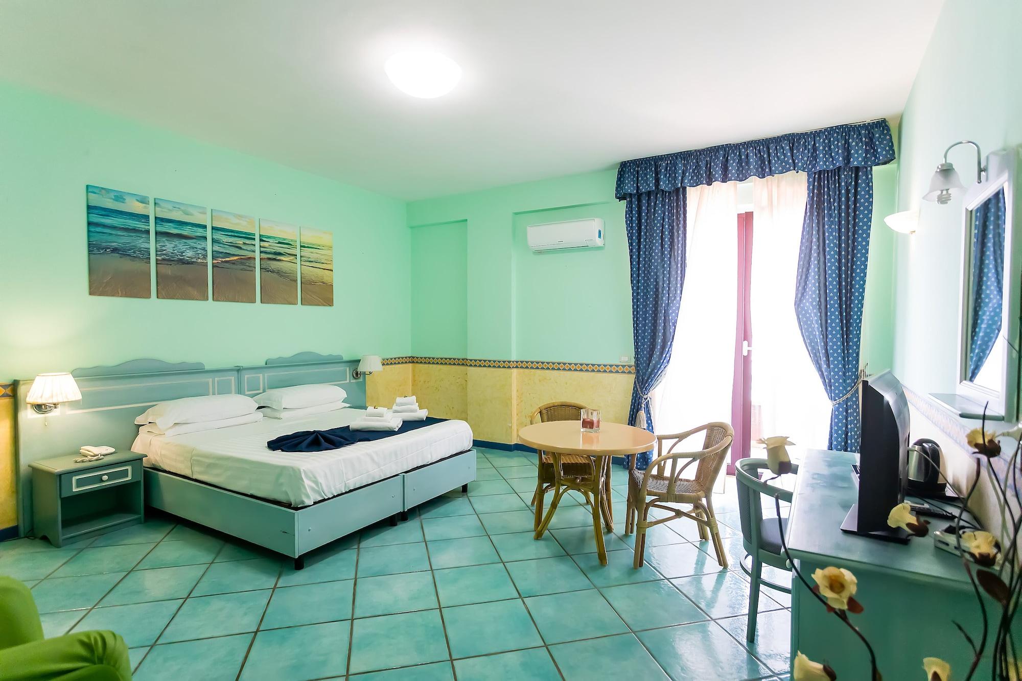 Hotel Centro Congressi Polo Nautico 4*